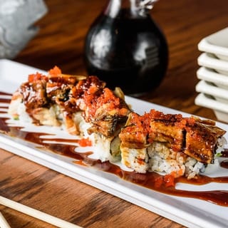 Dragon Roll •