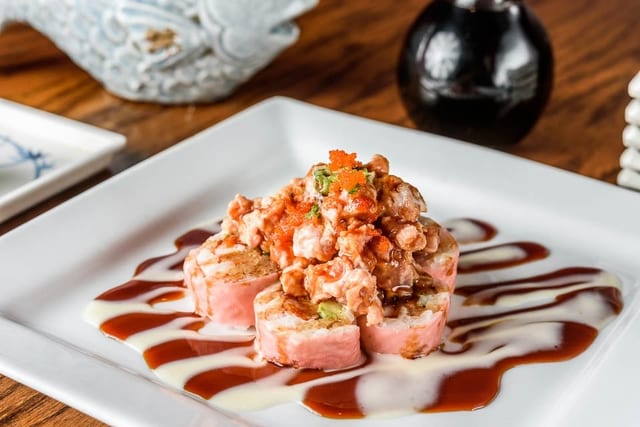 Pink Lady Roll •.