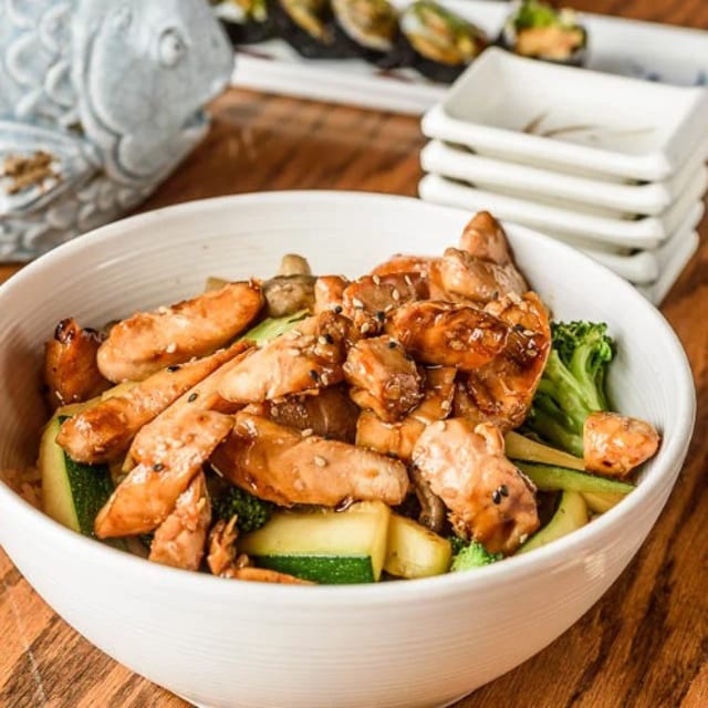Chicken Bowl LUNCH.
