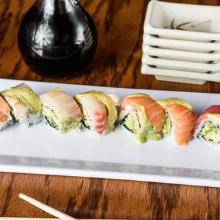 Rainbow Roll •